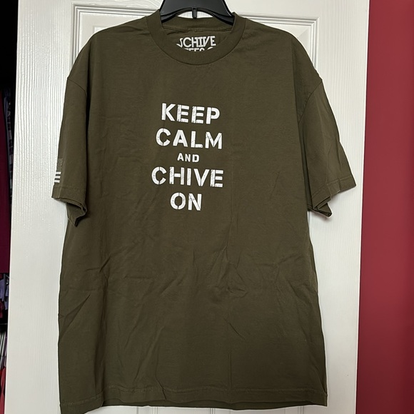 Keep calm and Chive on green short sleeve tshirt size xl - Picture 1 of 4